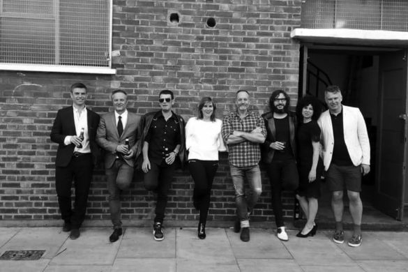 El equipo de SCAN y de 72 en Londres